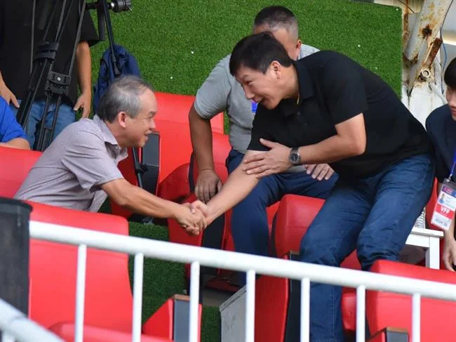 Hoàn trả hàng tuần